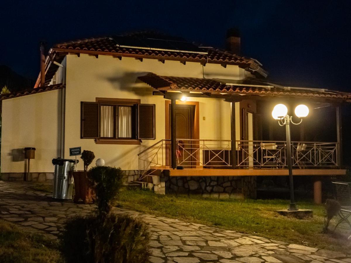 Karyon Apartments Kariofiton Bagian luar foto