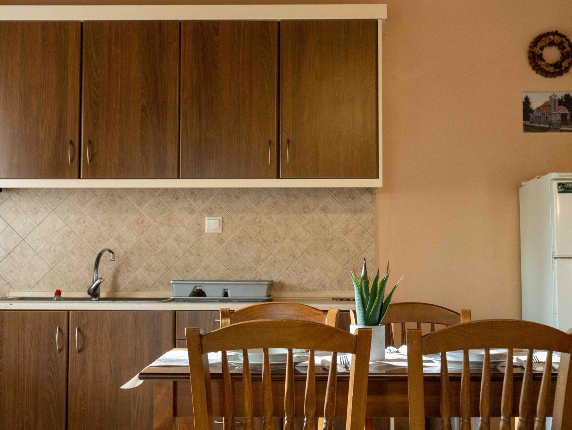 Karyon Apartments Kariofiton Bagian luar foto