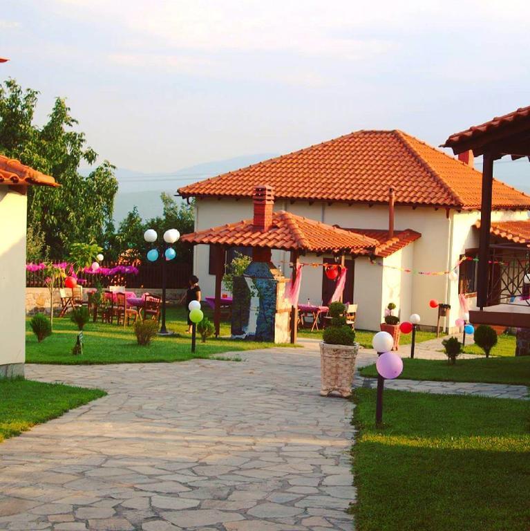 Karyon Apartments Kariofiton Bagian luar foto