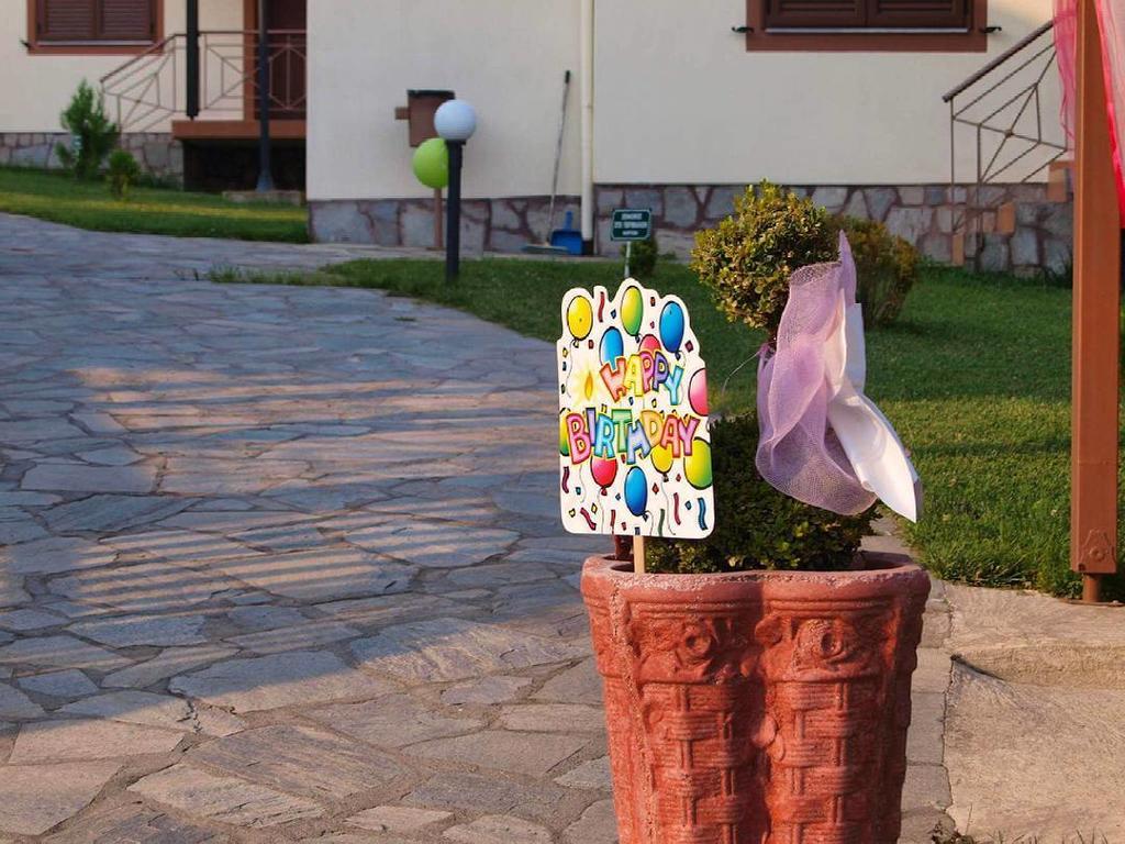 Karyon Apartments Kariofiton Bagian luar foto