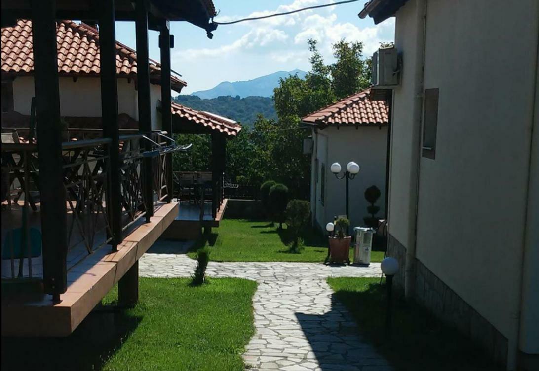 Karyon Apartments Kariofiton Bagian luar foto
